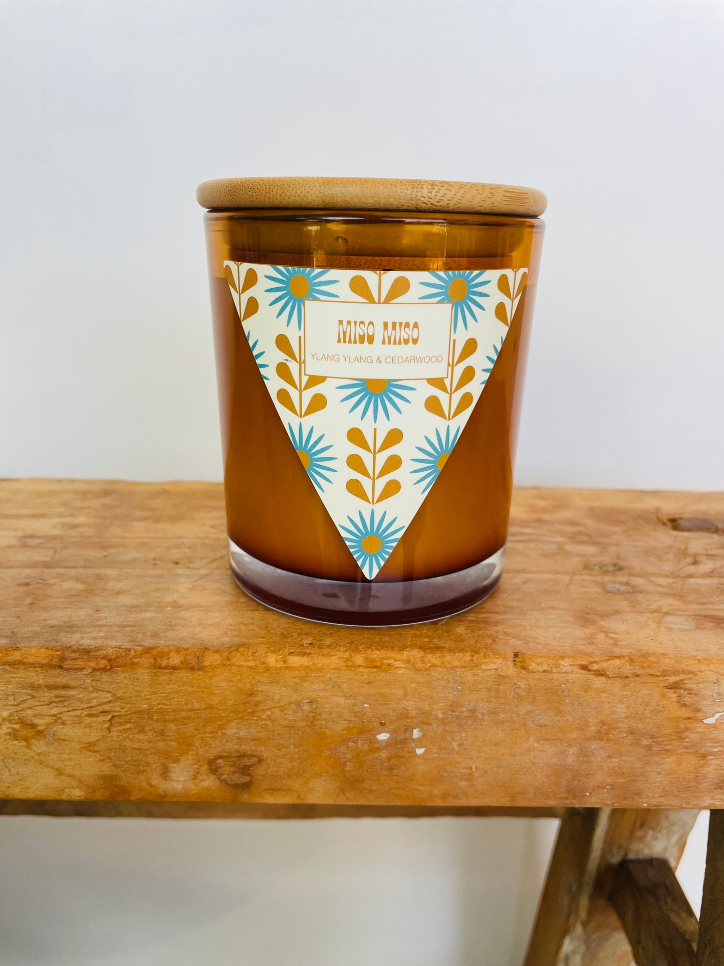 Miso Miso Scented Candle - Ylang Ylang & Cedarwood